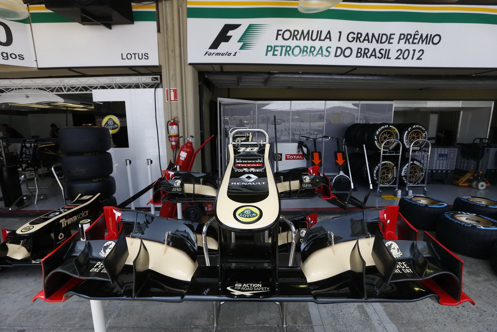 [F1-Brazil-Lotus-1%255B2%255D.jpg]