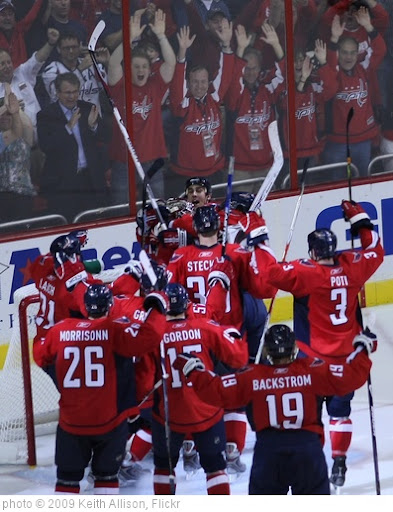 'Washington Capitals' photo (c) 2009, Keith Allison - license: http://creativecommons.org/licenses/by-sa/2.0/