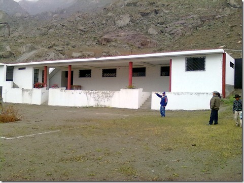 la obra fue culminada por la municipalidad provincial y el pueblo