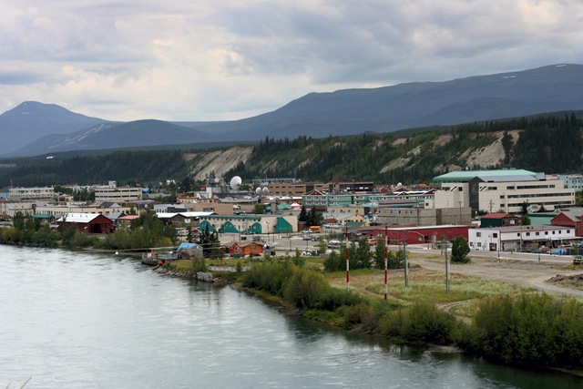 [Yukon_River_at_Whitehorse_-b%255B3%255D.jpg]