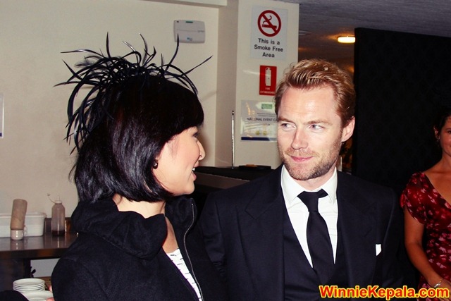 [2011-04%2520Sydney%2520Trip%2520136%255B4%255D.jpg]