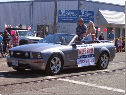 IMG_1700 Ford Mustang GT Convertible carrying Mayor Jerry Cole in the Rainier Days in the Park Parade on July 12, 2008