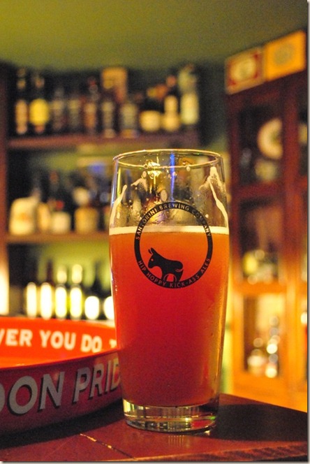 CrazyDonkey@LocalPub-06Jan12-Donkey glass CrazyDonkey@LocalPub-06Jan12-Donkey glass