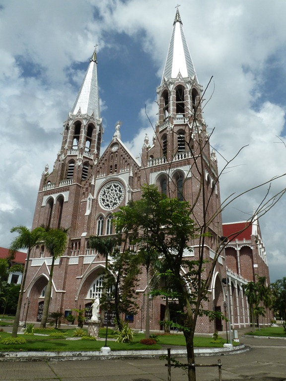 [Myanmar-Yangon-St.-Marys-Cathedral-1%255B8%255D.jpg]