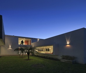 fachada-Casa-RA-Pablo-Anzilutti