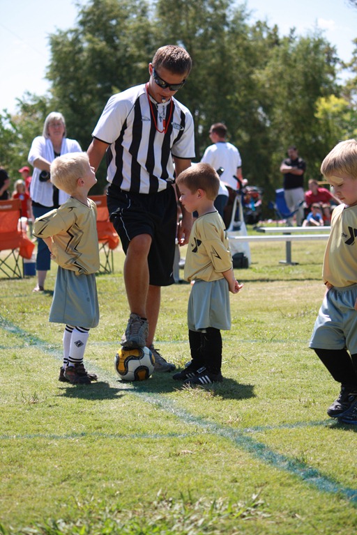 [Jacks%2520First%2520Soccer%2520Game%2520005%255B4%255D.jpg]