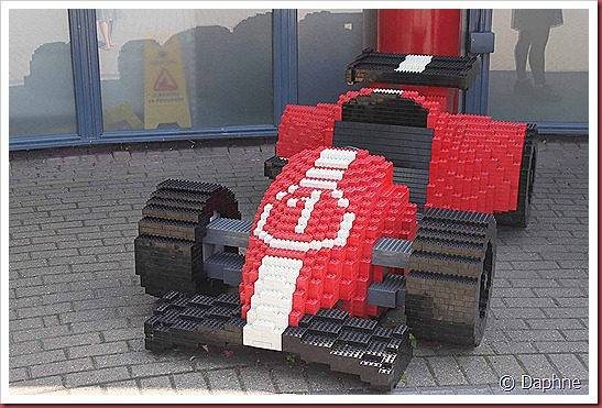 85 85