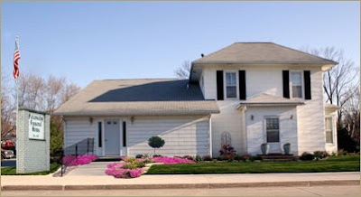 Photo Courtesy:  www.peterseimfuneralhome.com/