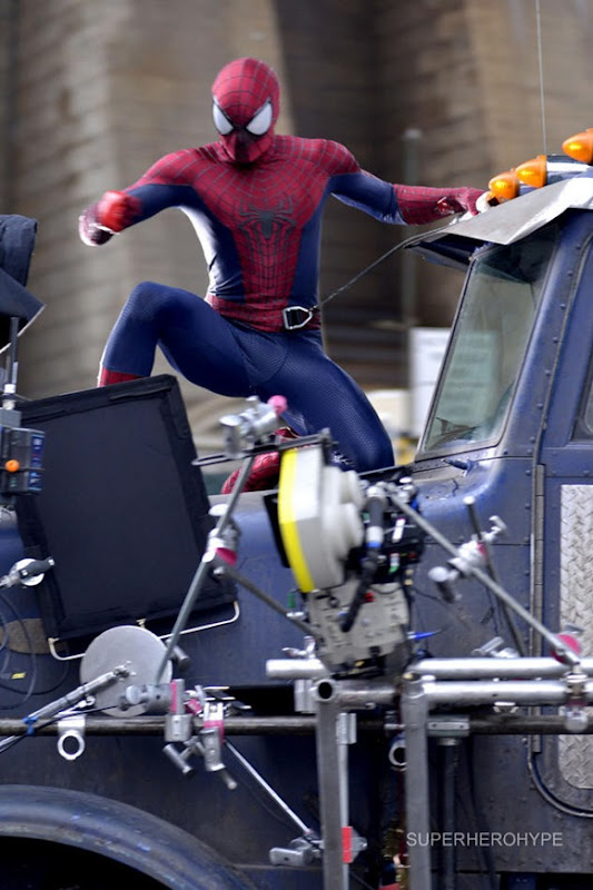 Andrew Garfield and Paul Giamatti filming an action scene on the set of 'The Amazing Spider-Man 2' in Brooklyn. Garfield is spotted wearing his Spider-Man costume during shooting

Featuring: Andrew Garfield
Where: New York City, NY, United States
When: 11 May 2013
Credit: TNYF/WENN.com