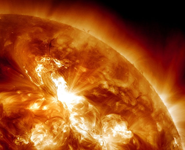 [m9-solar-flare-jan-2012%255B4%255D.jpg]