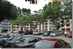 Сингапурский двор. Знакомая картина?