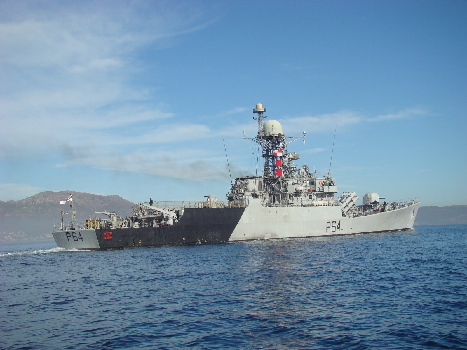 [Indian-Navy-Warship-INS-Karmuk-022.jpg]
