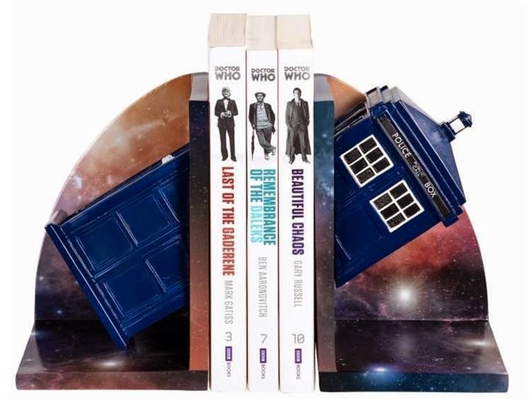 [Doctor%2520Who%2520TARDIS%2520Bookends%2520from%2520Big%2520Bad%2520Toy%2520Store%255B2%255D.jpg]
