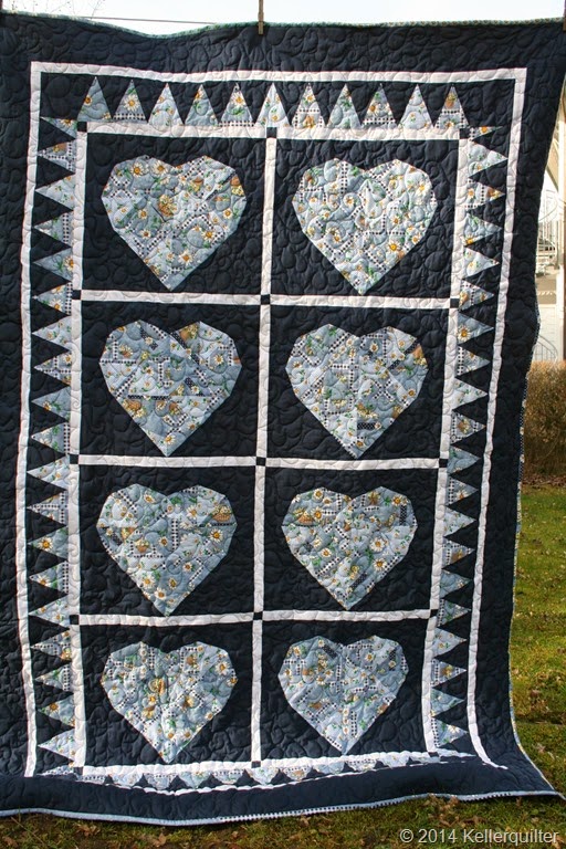 [Quilt119-G%25C3%25A4nsebl%25C3%25BCmchen%2520haben%2520auch%2520Herz%255B5%255D.jpg]