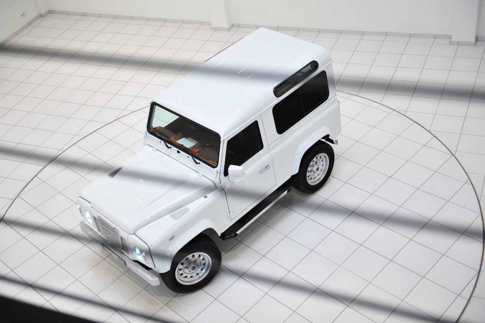 [Startech-LR-Defender31-5%255B2%255D.jpg]