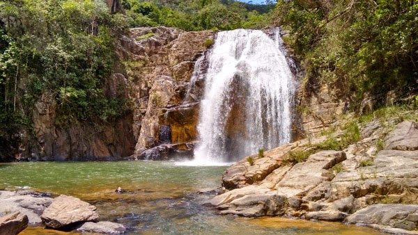 [Cachoeira%2520do%2520Lobo%25201%255B4%255D.jpg]