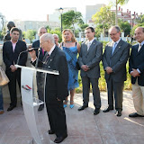 08-D. Manuel Berná, agradeciendo el acto.
