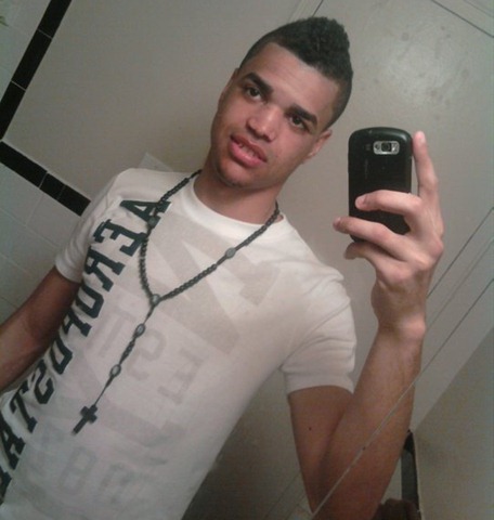 [guapos%2520solteros%255B4%255D.jpg]