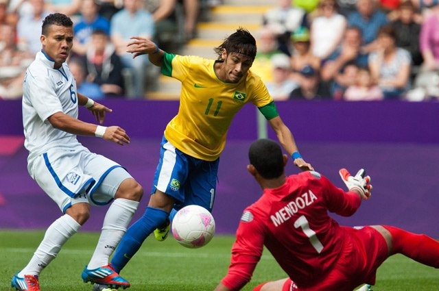 [neymar%2520silbado%2520por%2520la%2520afici%25C3%25B3n%255B3%255D.jpg]
