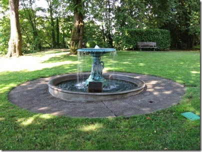 IMG_2889 Fountain at McLoughlin House in Oregon City, Oregon on August 19, 2006