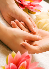 Cover of Dr William Fitzgerald's Book How To Give A Hand Massage