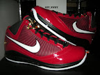 Throwback Thursday: LEBRON VII Heroes Pack Jordan PE nike air max lebron 7 pe hero pack deion 2 01 Throwback Thursday: LEBRON VII Heroes Pack Jordan PE