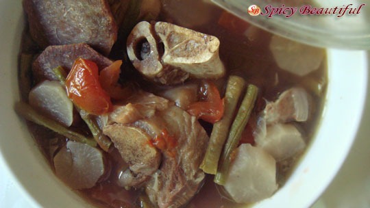 [Pork-and-Vegetables-in-Tamarind-Soup%255B4%255D.jpg]