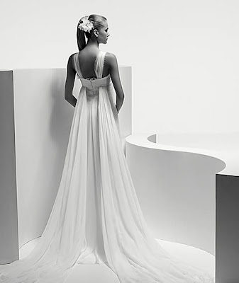 Modelo Versalles - Vestidos de novia Avance Manuel Mota 2009