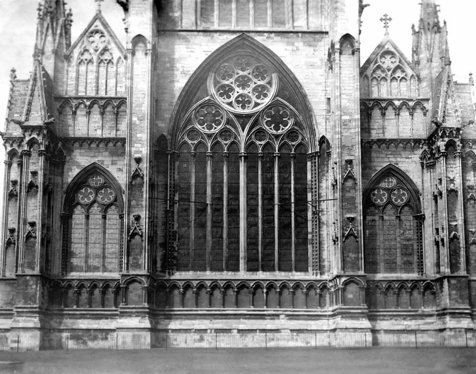 [Lincoln-Cathedral-3---Film%255B4%255D.jpg]