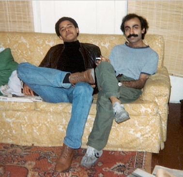 [obama-with-his-pakistani-friend-sohale-siddiqi-in-obamas-109th-st-apartment-1981-ducky%255B3%255D.jpg]
