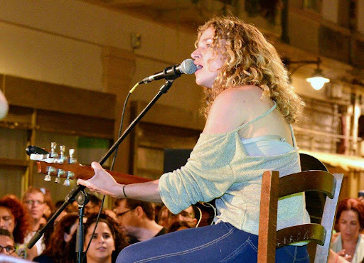 מופע עלמה זוהר 1.jpg