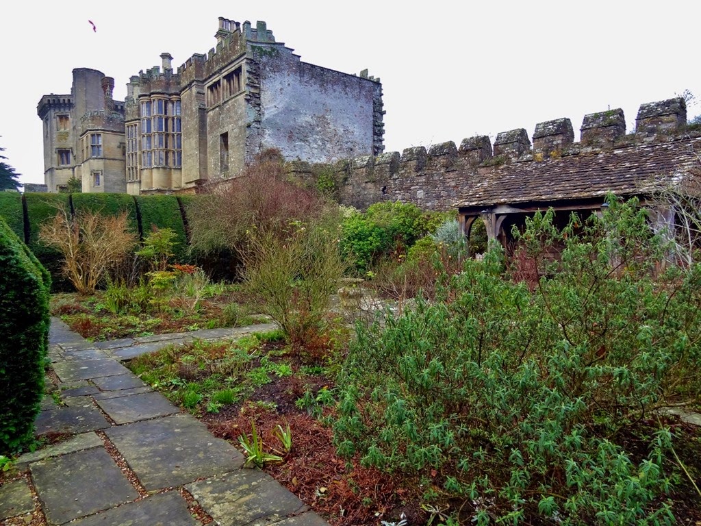 [DSC00686-1300x9755.jpg]