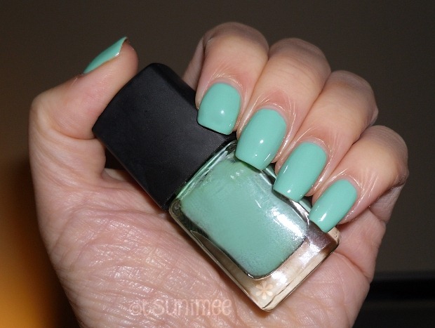 [06-gold-by-giles-nail-polish-turquoise-review%255B4%255D.jpg]
