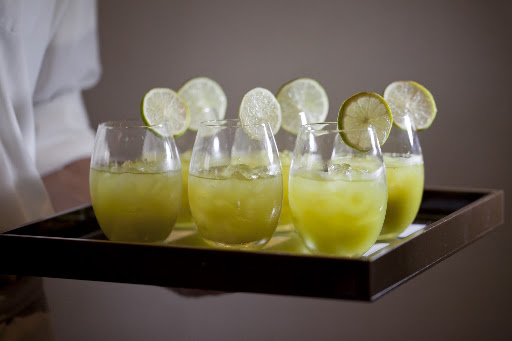 Delightful mojitos were served.