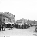 Kraków. Ulica Szeroka. Widoczne targowisko.1936.jpg