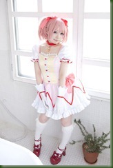 puella_magi_madoka_magica_kaname_madoka_cosplay_by_shizuku_001