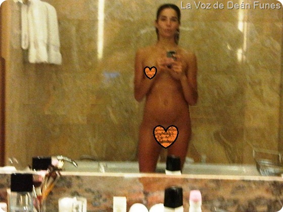 Juanita Viale desnuda en el ba&ntilde;o de &ntilde;a casa de Mirtha 