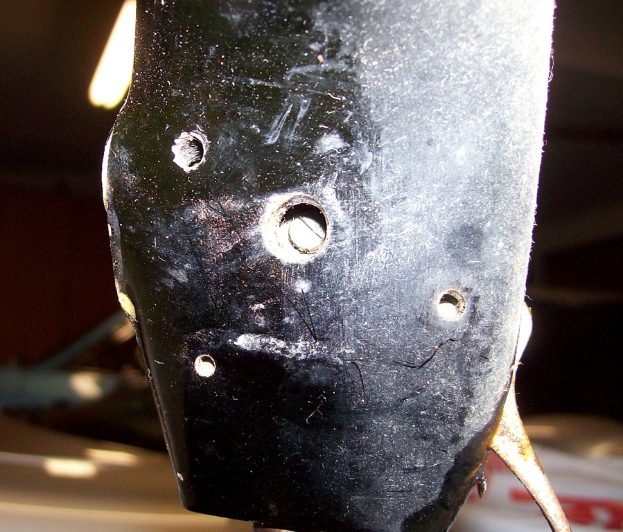 [Screw-in-position2.jpg]