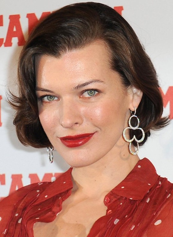 [milla-jovovich-makeup%255B2%255D.jpg]
