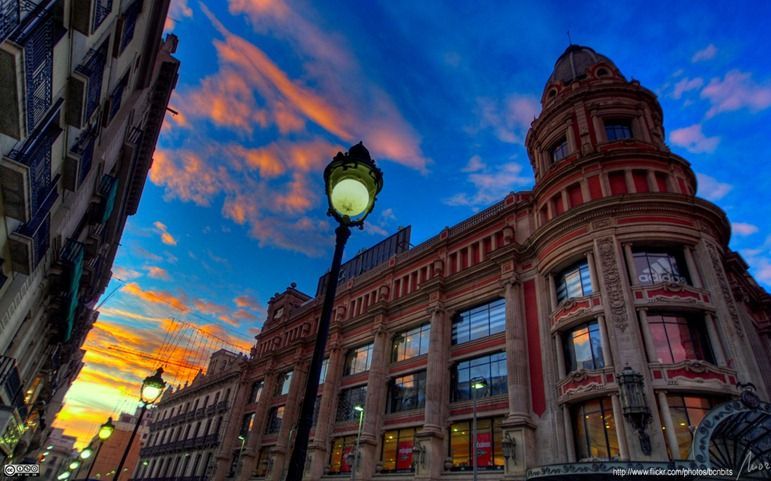 Barcelona scene by MorBCN Barcelona scene by MorBCN