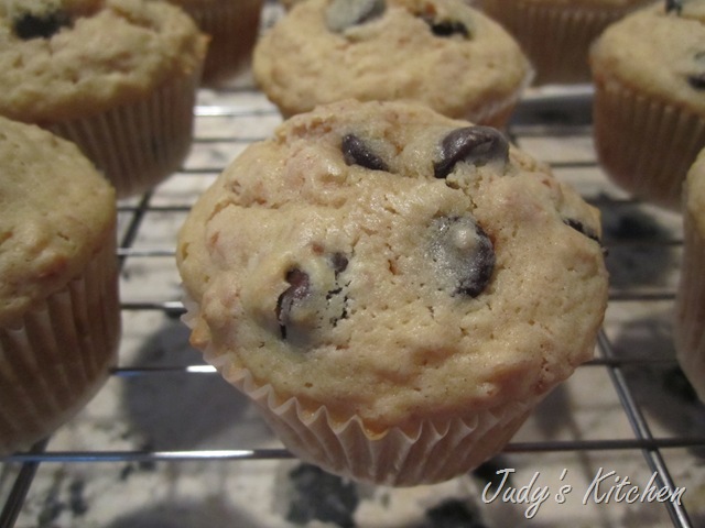 [coconut%2520cc%2520muffins%255B8%255D.jpg]