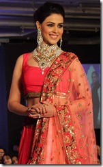 Genelia walks the ramp for HVK Jewels Fashion Show Photos