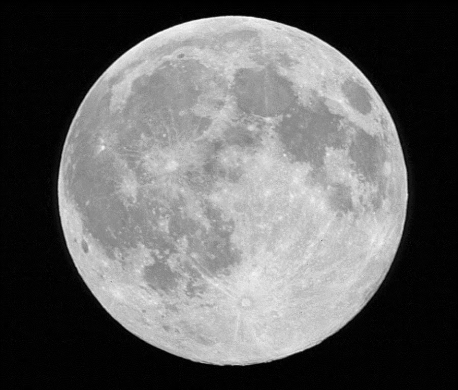[moon%255B5%255D.jpg]