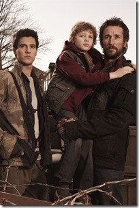 Falling-Skies-noah-wyle Falling-Skies-noah-wyle