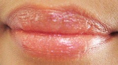 too faced girls dig pearls lip gloss over lip liner swatch, bitsandtreats