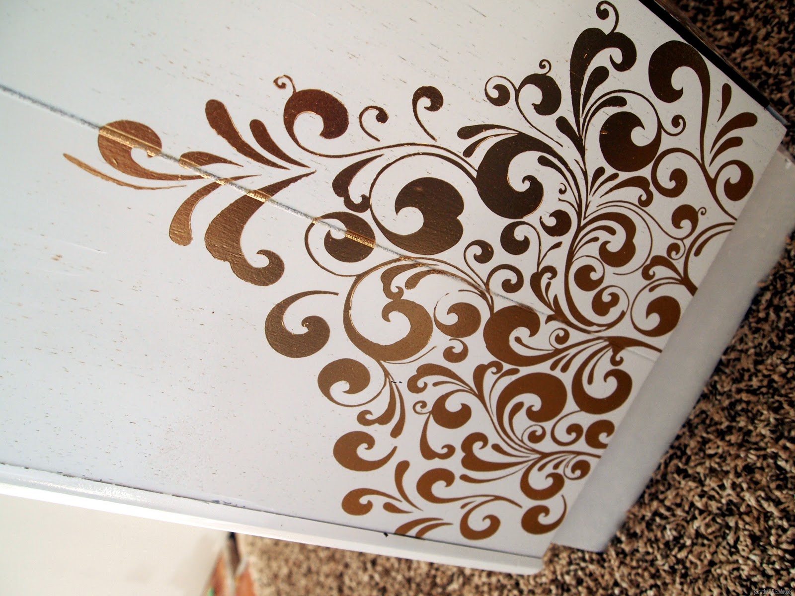 [Vinyl%2520as%2520a%2520Stencil%2520%2528Sawdust%2520and%2520Embryos%2529%255B4%255D.jpg]