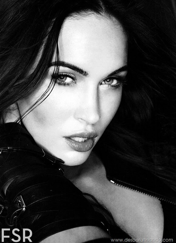 megan-fox-linda-sensual-sexy-sedutora-gostosa-pics-picture-fotos-foto-photos-vestido-saia-salto-lingerie-boobs-decote-sexta-proibida-desbaratinando (131)