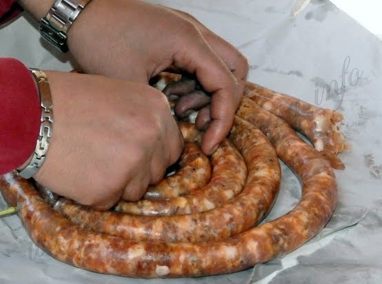 [salsiccia%2520condita%2520rustuta%2520%25282%2529%255B4%255D.jpg]