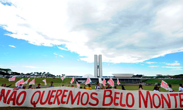 'We don't want Belo Monte' reads a sign at an anti-dam rally in front of the Brazilian parliament building in Brasilia. Photo: AFP / Getty Images