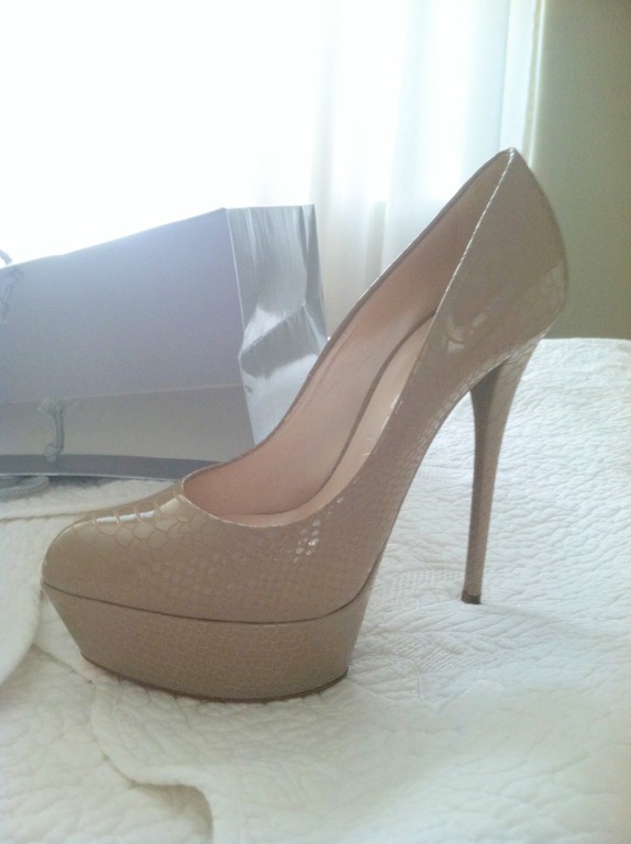 [nude%2520pumps%255B10%255D.jpg]